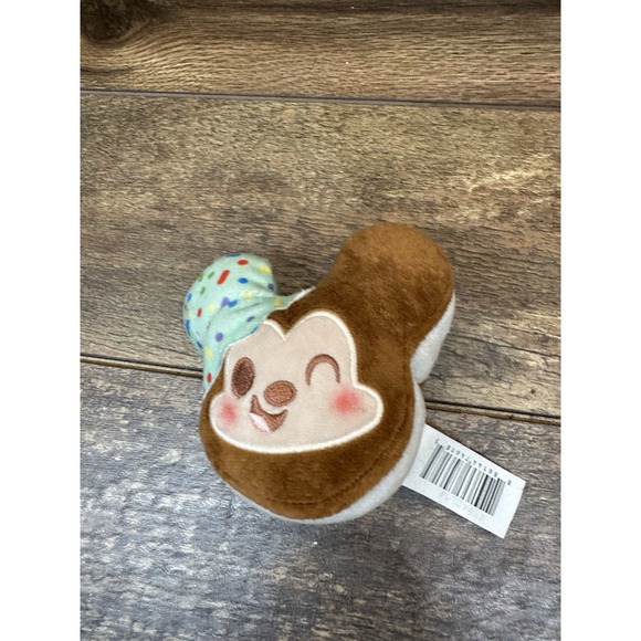 Disney Munchlings Single Serve‎ Plush Mickey Mint Ice Cream. (USED) - Picture 1 of 2